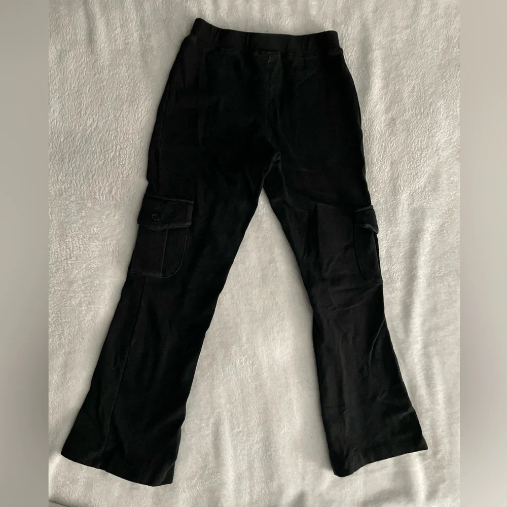 Old Navy black cargo flare pants with pockets girls size 7